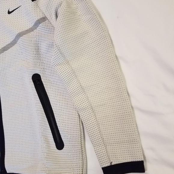Nike sweatshirt - Picture 3 of 7